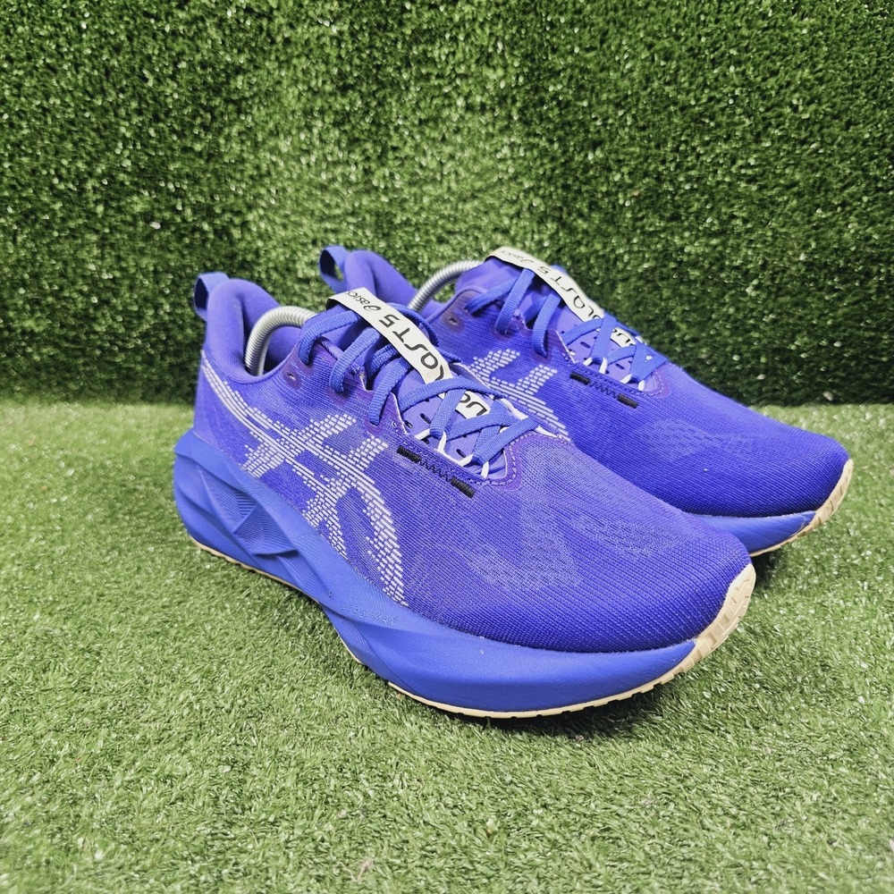 Asics Novablast 5 Cobolt Blast Athletic Running Sneakers Womens Size 10.5